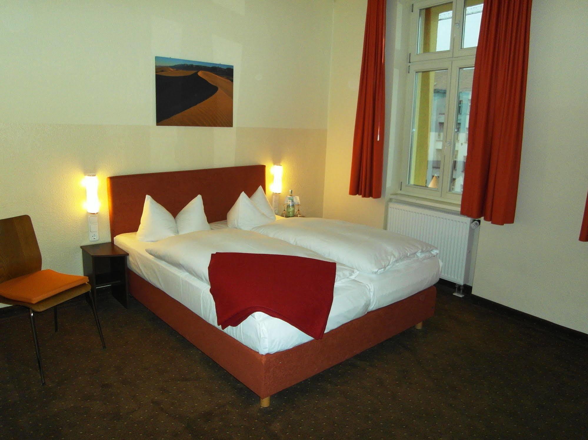 ברלין Melarose Feng Shui Hotel מראה חיצוני תמונה