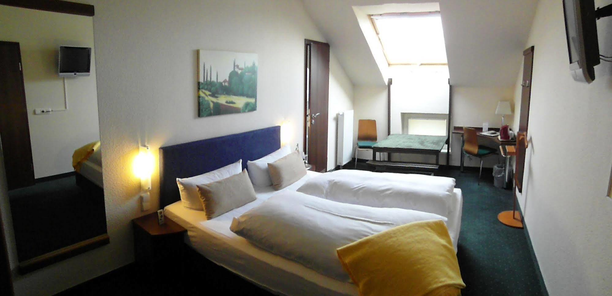 ברלין Melarose Feng Shui Hotel מראה חיצוני תמונה